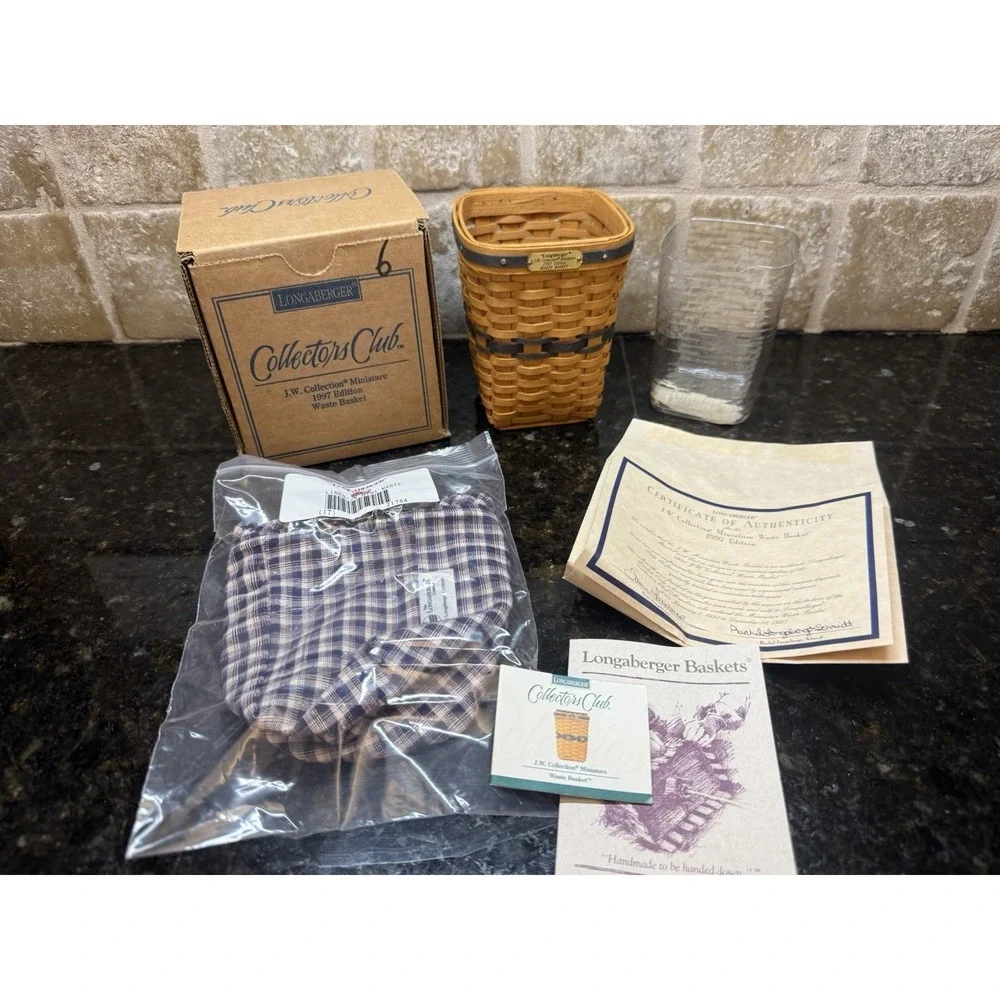 Longaberger J.W. Collection Collectors Club‎ Miniature 2001 Bankers Waste Basket